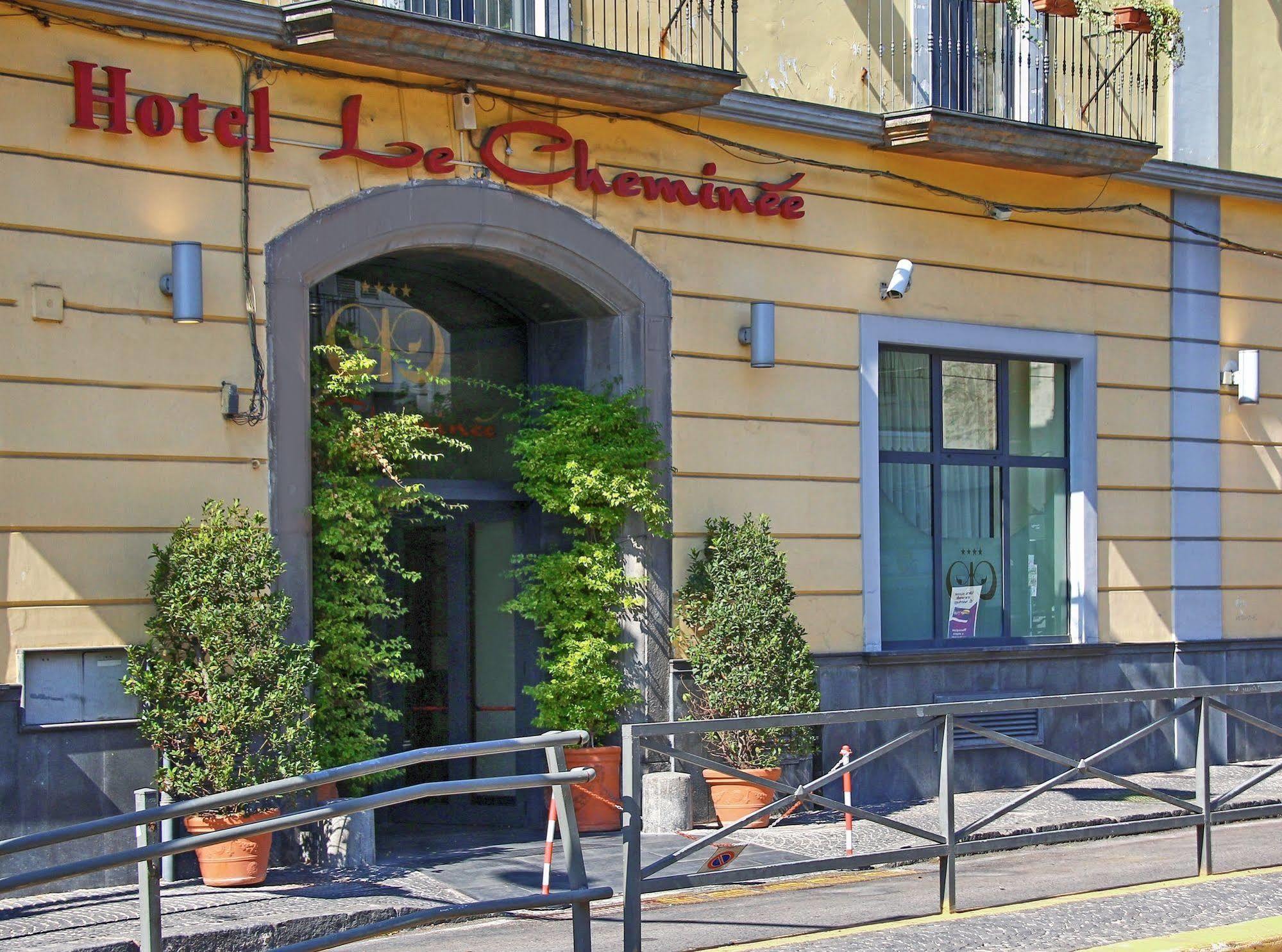 Le Cheminée Business Hotel Napoli Exterior foto